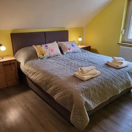 Kuca Za 10 Osoba S Jacuzzijem I Biljarom Apartament *