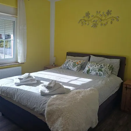 Apartament Kuca Za 10 Osoba S Jacuzzijem I Biljarom Mrkopalj