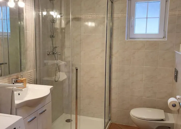 Daire Kuca Za 10 Osoba S Jacuzzijem I Biljarom Mrkopalj