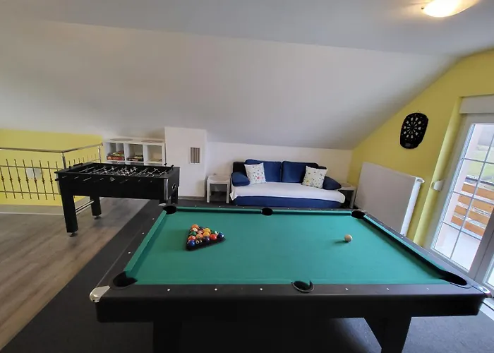 Kuca Za 10 Osoba S Jacuzzijem I Biljarom Daire Mrkopalj