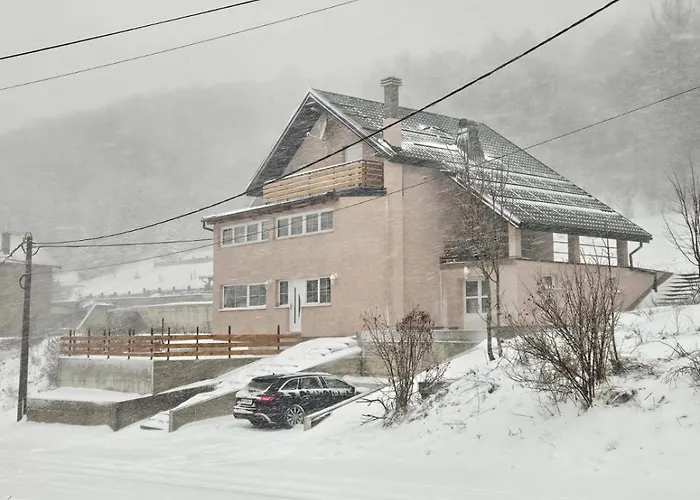 Kuca Za 10 Osoba S Jacuzzijem I Biljarom Daire