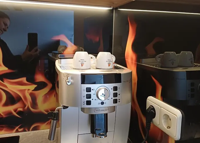 Kuca Za 10 Osoba S Jacuzzijem I Biljarom