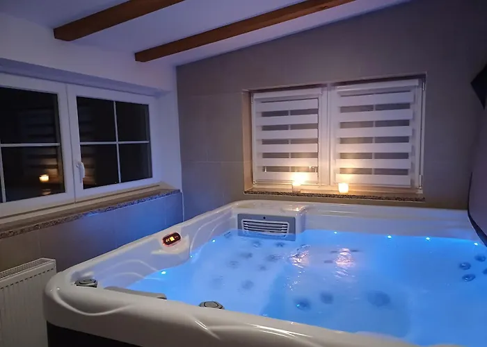 Kuca Za 10 Osoba S Jacuzzijem I Biljarom *